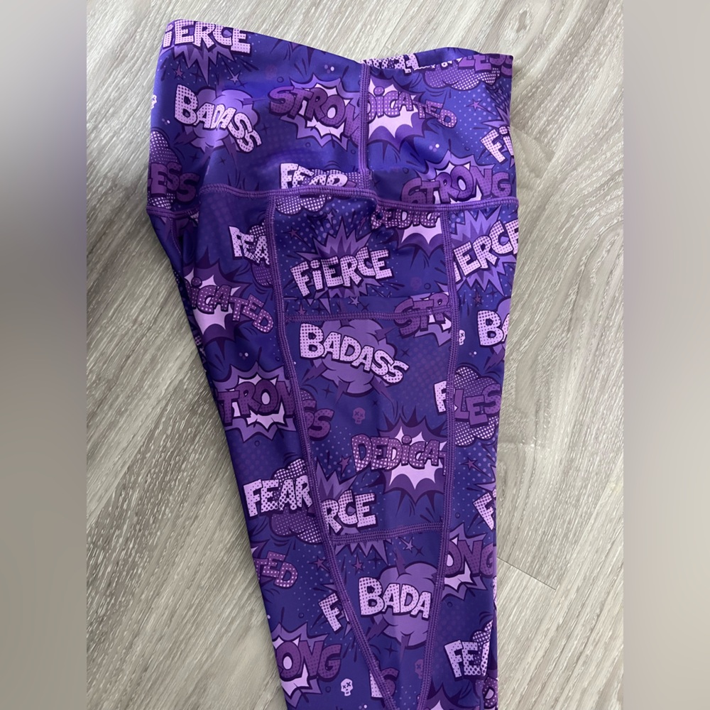 CVG Purple Fearless Leggings XS NWOT